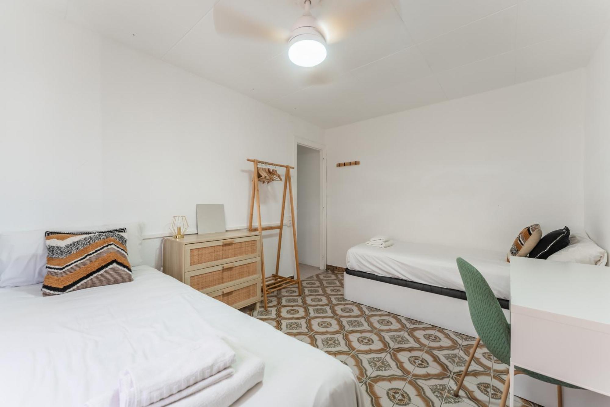 Feel Welcome Barcelona 10 Cornellà de Llobregat Dış mekan fotoğraf