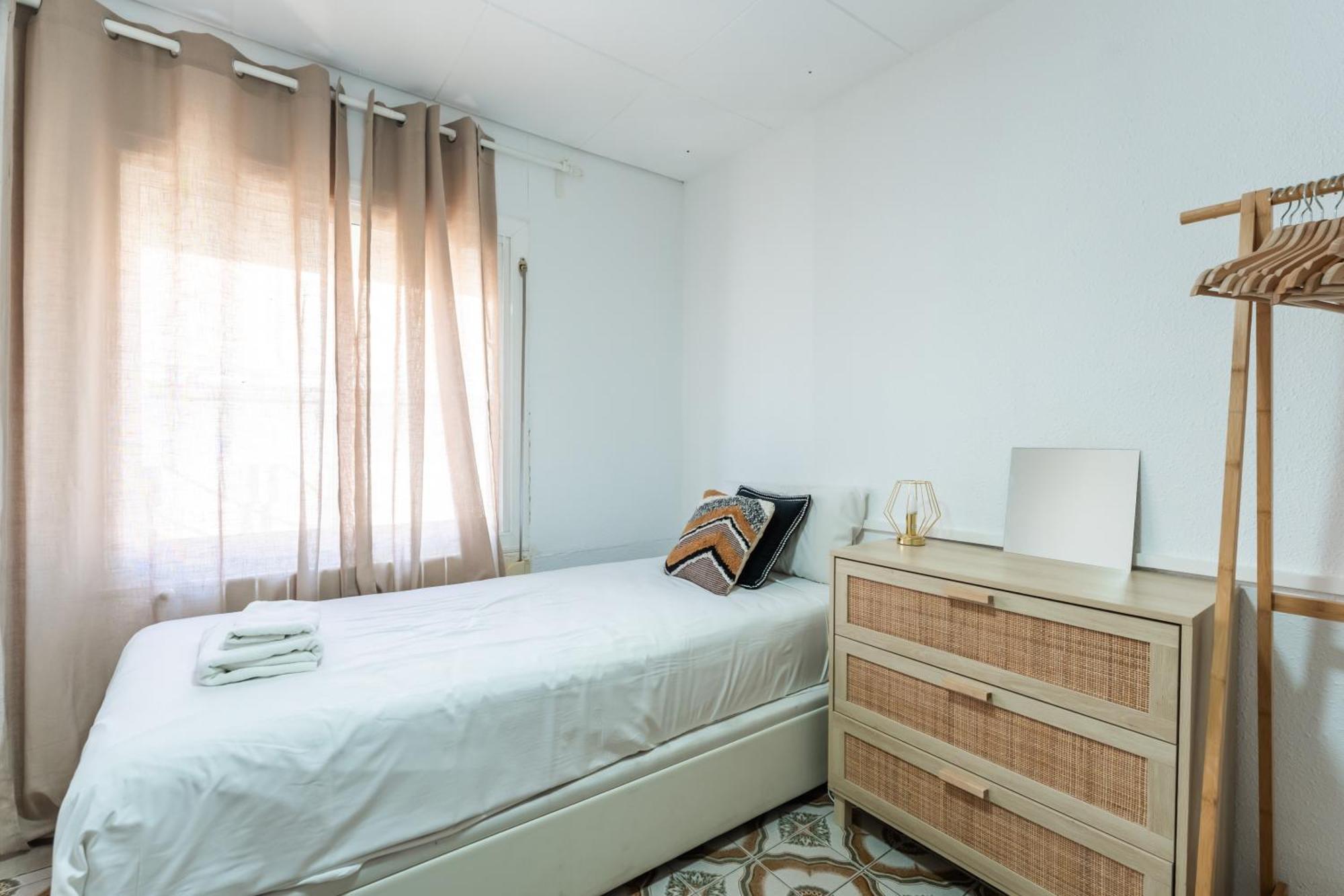 Feel Welcome Barcelona 10 Cornellà de Llobregat Dış mekan fotoğraf