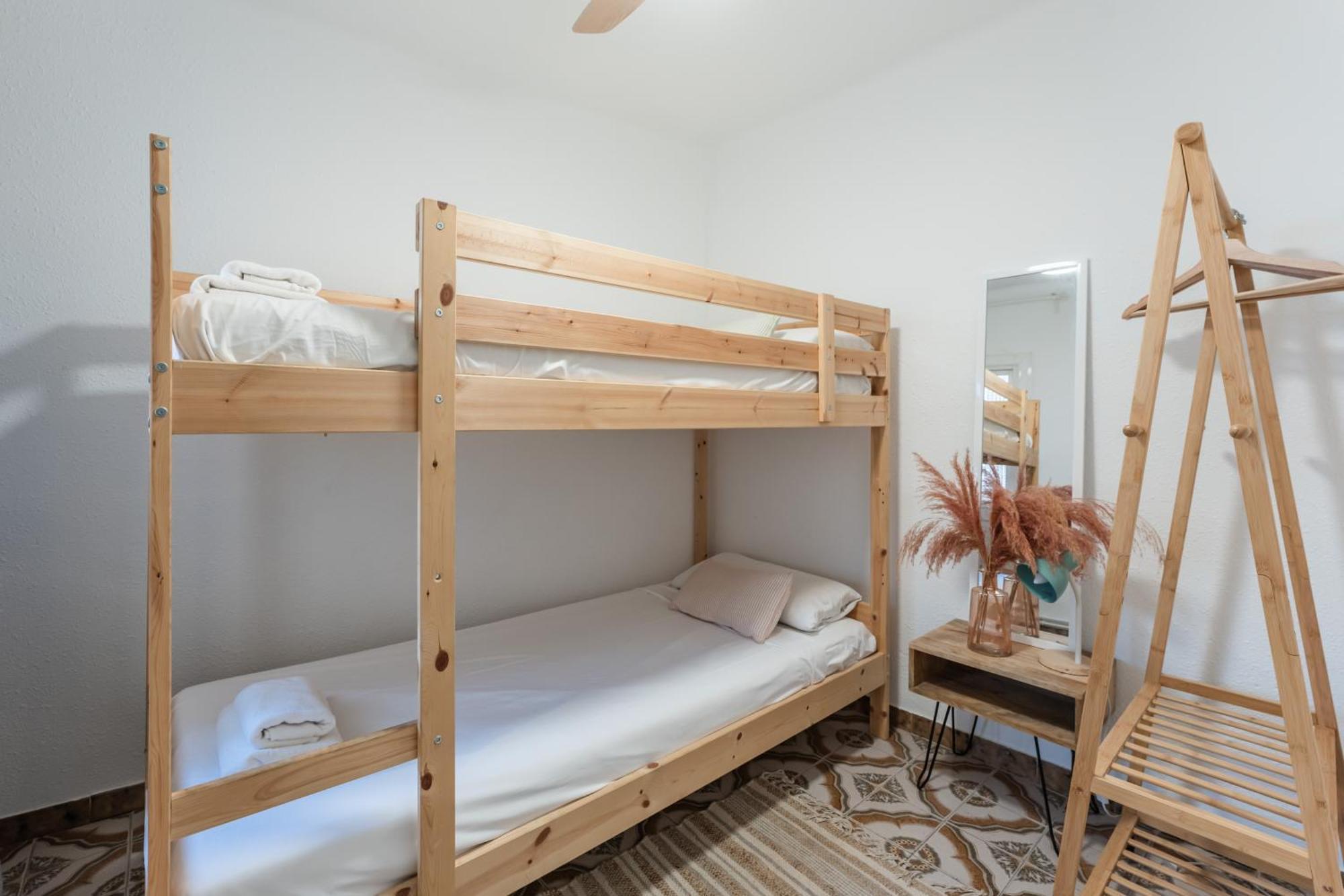 Feel Welcome Barcelona 10 Cornellà de Llobregat Dış mekan fotoğraf