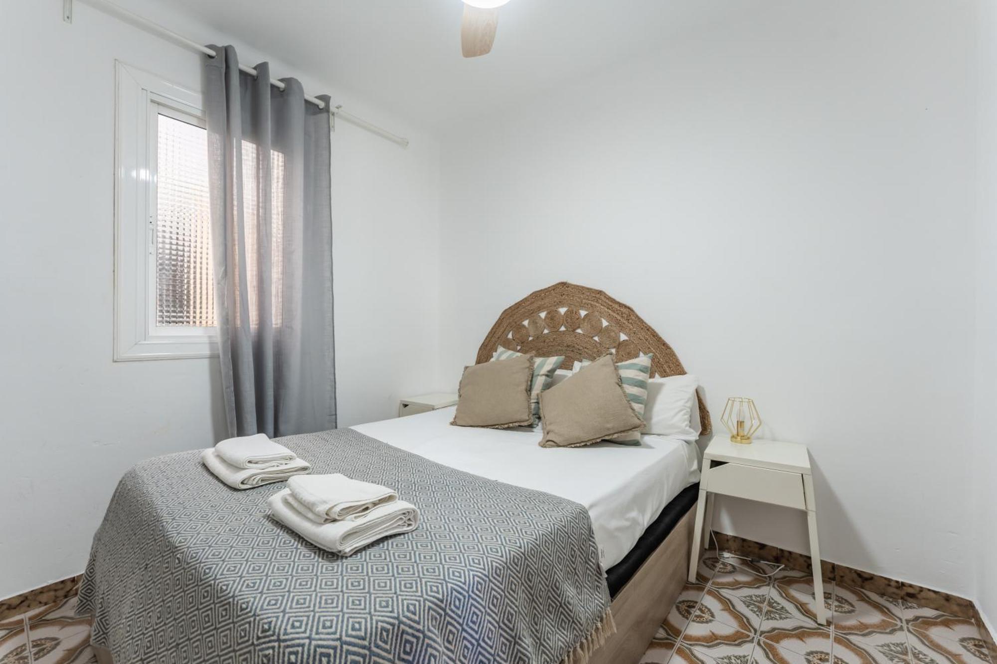 Feel Welcome Barcelona 10 Cornellà de Llobregat Dış mekan fotoğraf