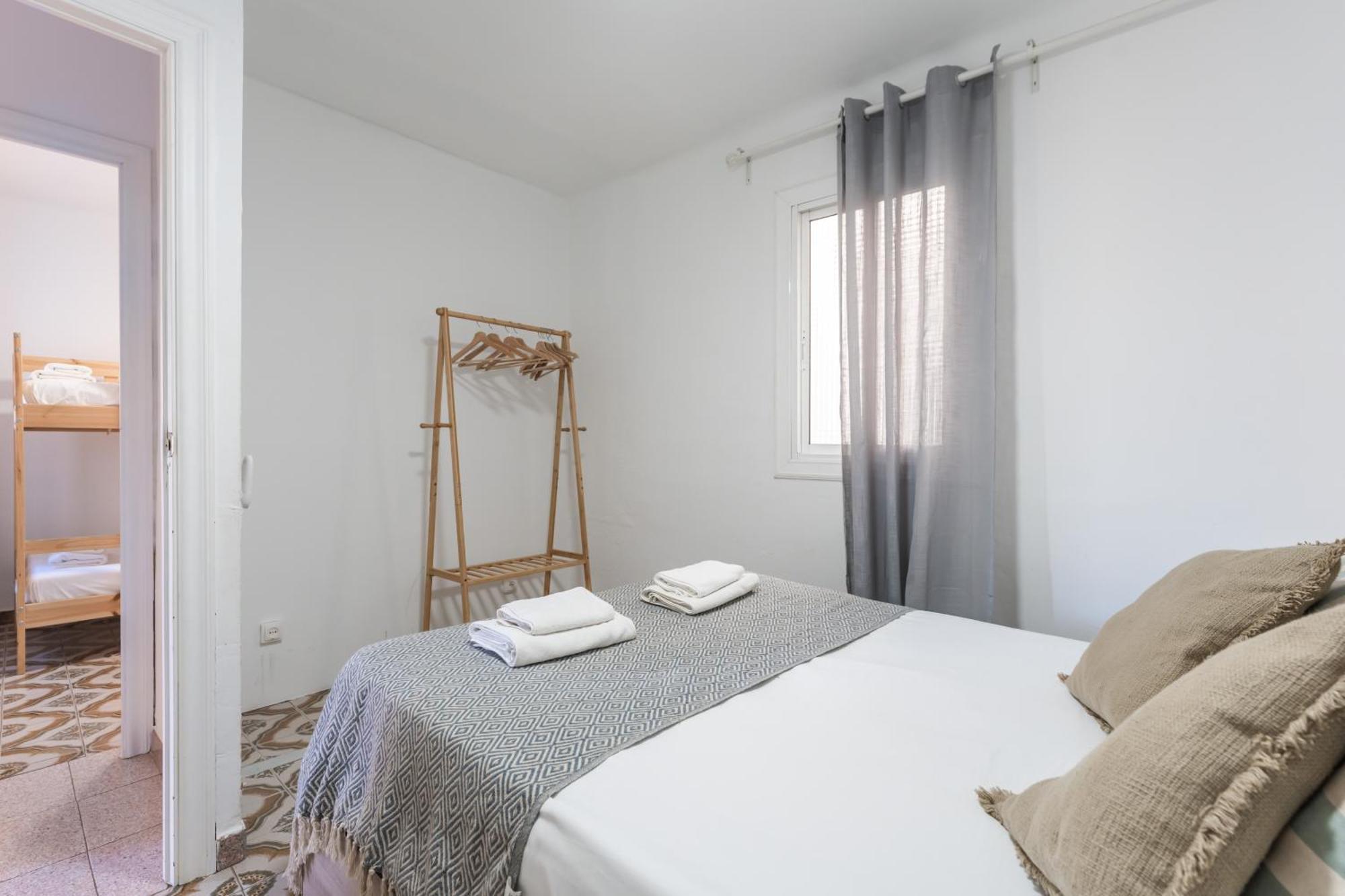 Feel Welcome Barcelona 10 Cornellà de Llobregat Dış mekan fotoğraf